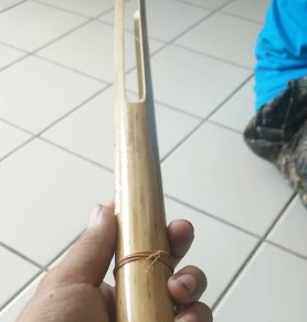 Tongkawir being played